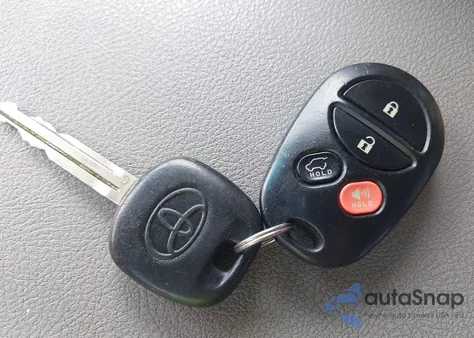 2011 Toyota Highlander Base V6 из США, поврежденный, VIN 5TDBK3EH5BS043073